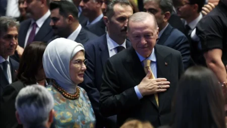 Emine Erdoğan, AK Parti’nin 24. kuruluş yıl dönümünü mesaj ve video ile kutladı