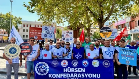 Hür-Sen Genel Başkanı Levent Kuruoğlu: “Memur ve emekliler açlık sınırında yaşamaya mahkûm edildi”