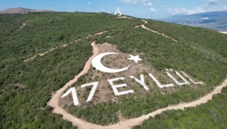 Bandırma, 17 Eylül Kurtuluş Bayramı için hazırlıklarını tamamladı: 103. yıl coşkusu